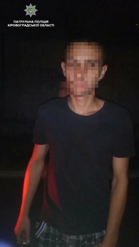 Кропивницькі патрульні менш ніж за добу виявили трьох осіб з речовинами, схожими на наркотичні